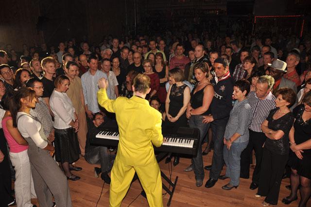 min 2011 01 08 station danse 544
